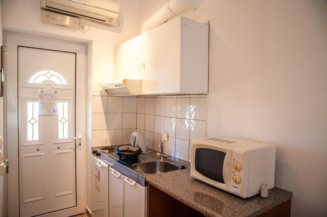 Thimios Rooms Keramiai Bagian luar foto