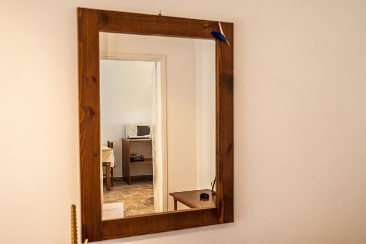Thimios Rooms Keramiai Bagian luar foto